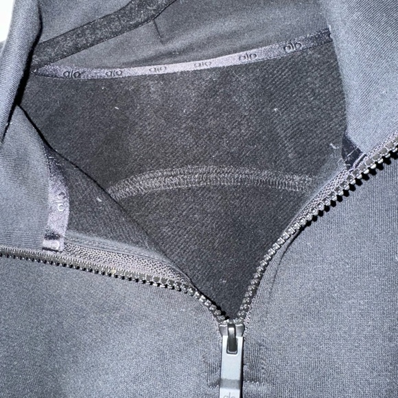 All Yoga Vixen Fleece 1/4 zip - Picture 4 of 4